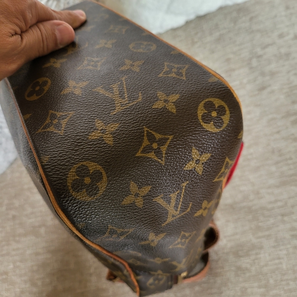 Louis Vuitton Excentri-Cite Handbag Monogram..Authentic.         w/COA - Picture 16 of 16